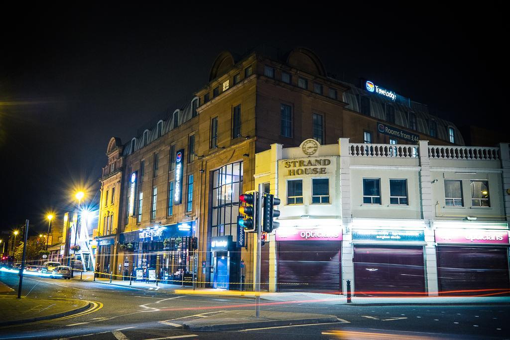 Travelodge Derry Екстер'єр фото