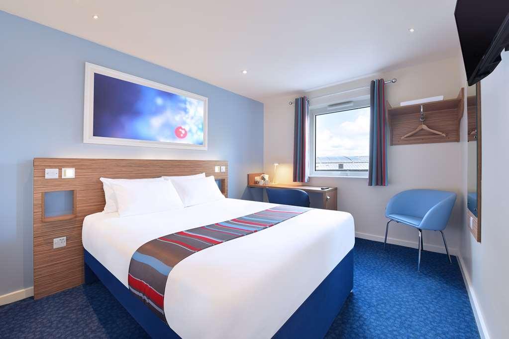 Travelodge Derry Номер фото