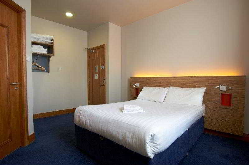 Travelodge Derry Екстер'єр фото