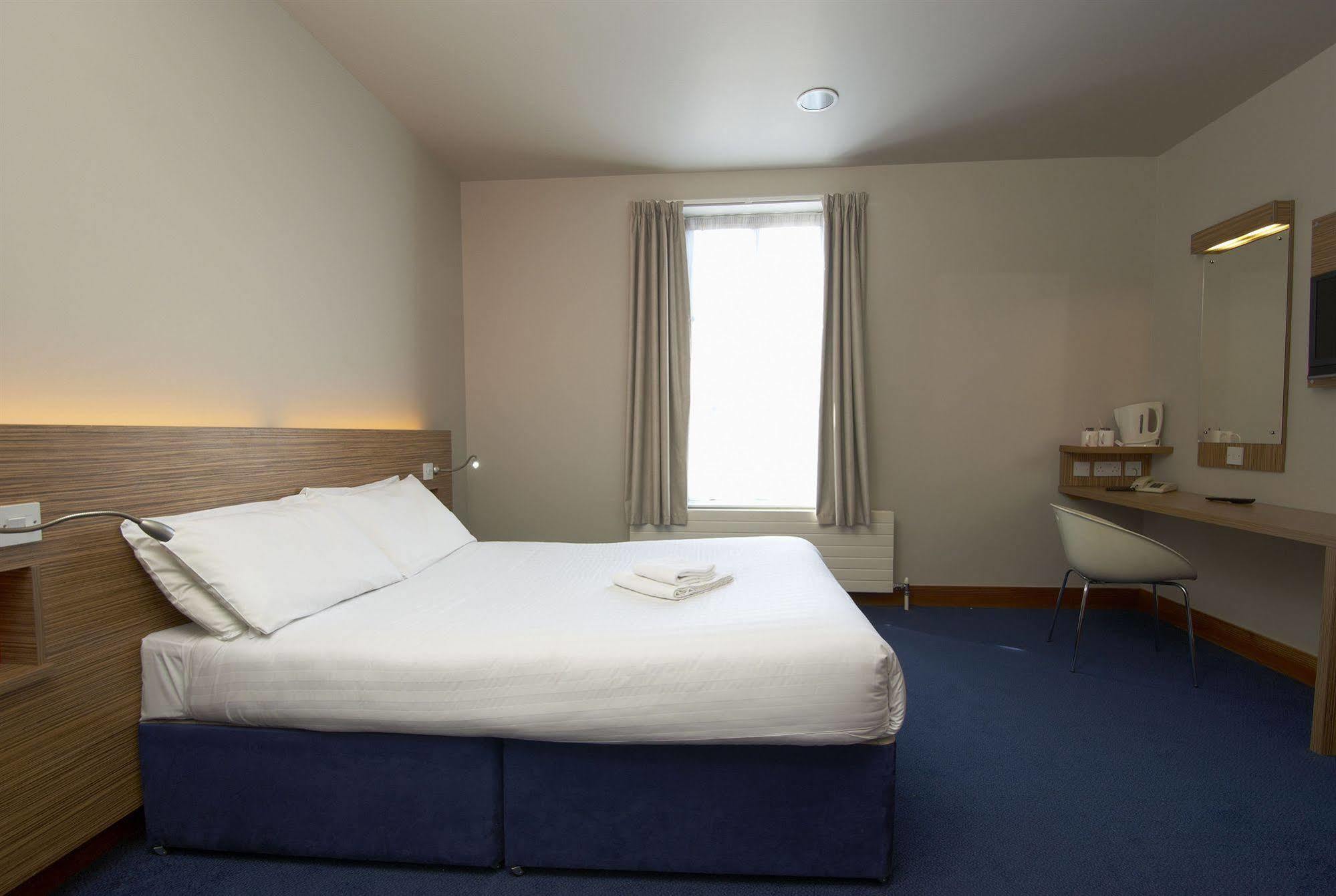 Travelodge Derry Екстер'єр фото