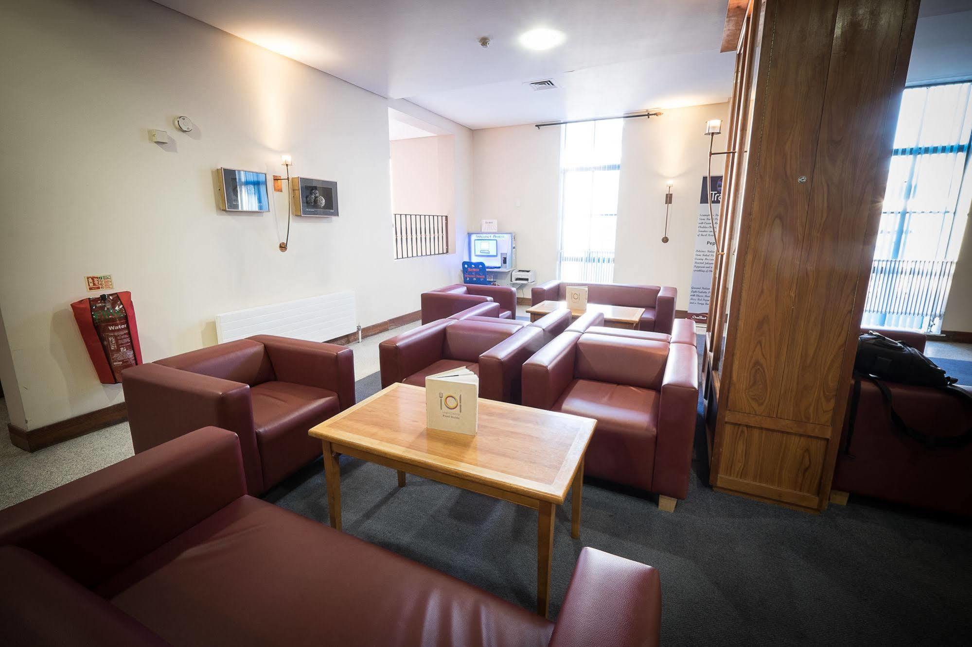 Travelodge Derry Екстер'єр фото